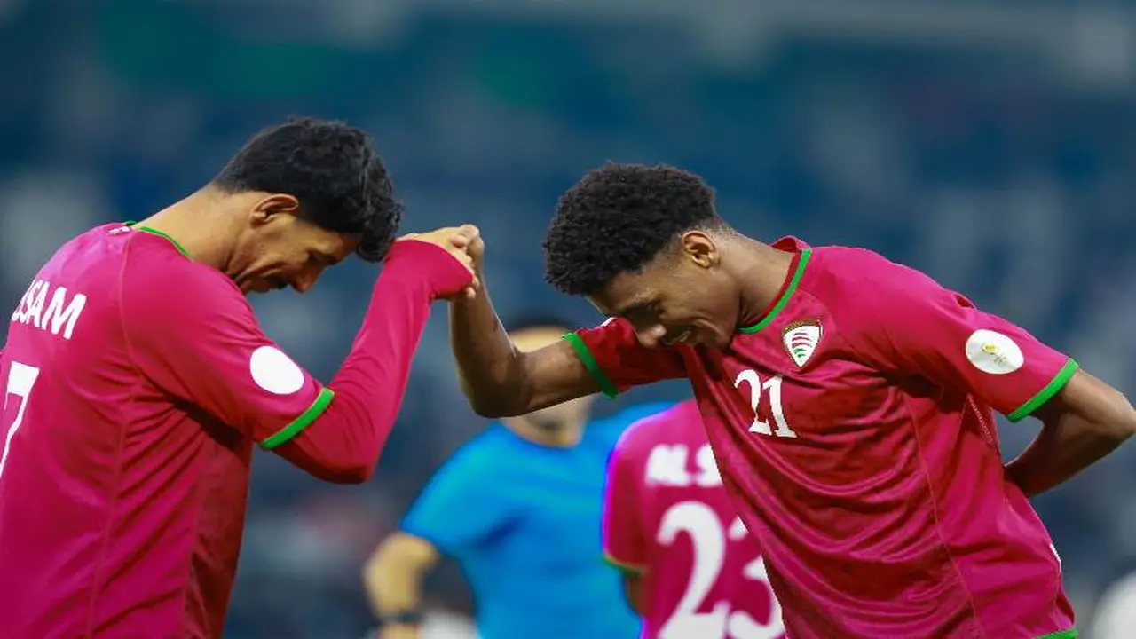 موعد مباراة عمان وجزر القمر في كأس العرب 2025 والقنوات الناقلة الرسمية